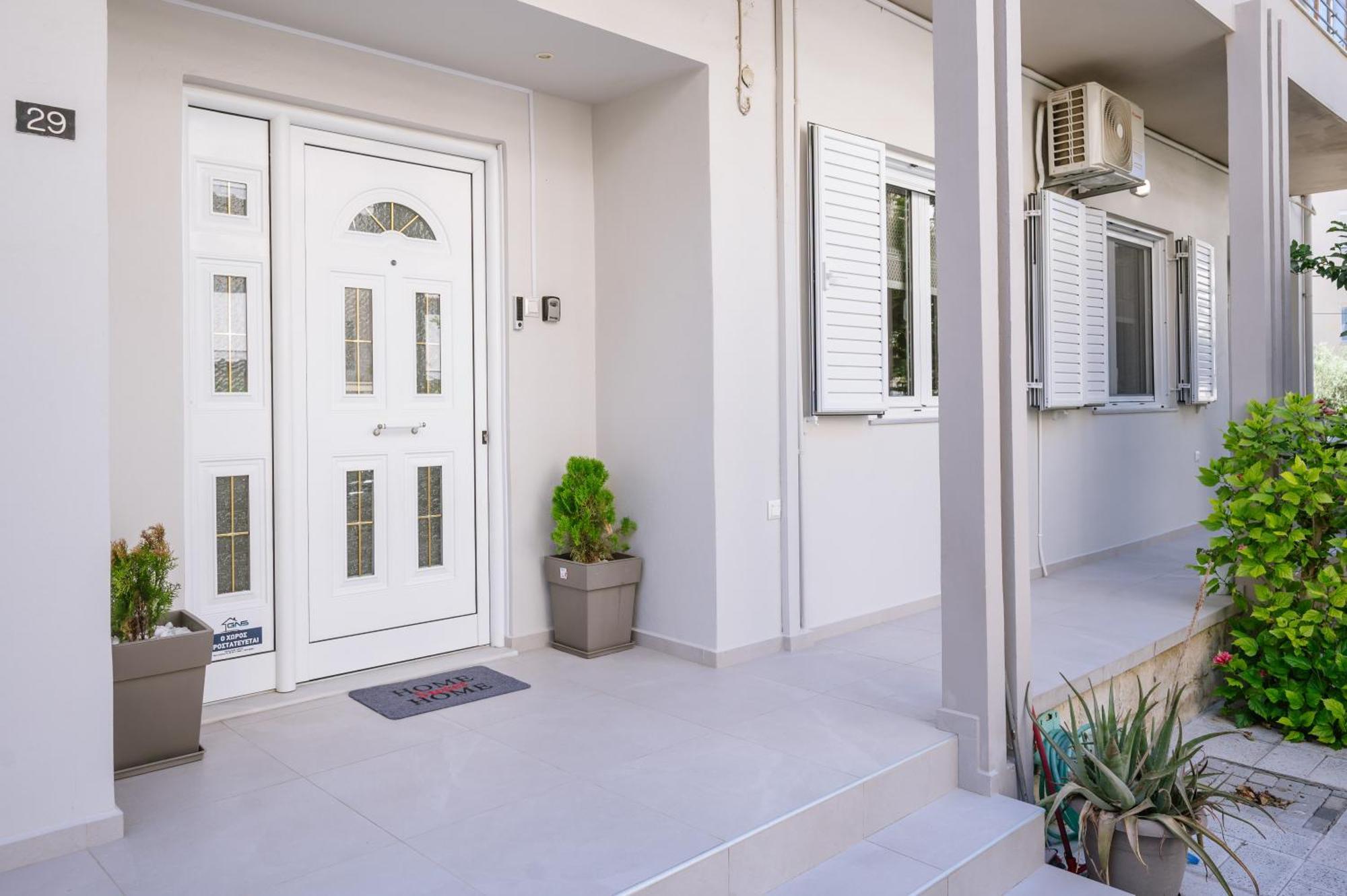 شقة Brand New Family House Est. 2023 كاندية المظهر الخارجي الصورة
